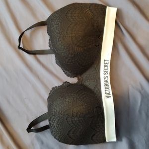 VS Black Lace Bra